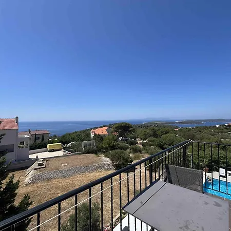 Bed & Breakfast Dela Hvar Town