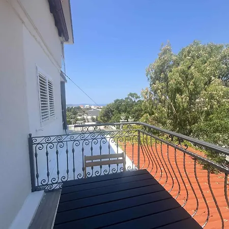 فندق مبيت وإفطار Dela هفار