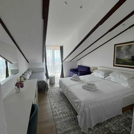 Bed & Breakfast Dela 3*