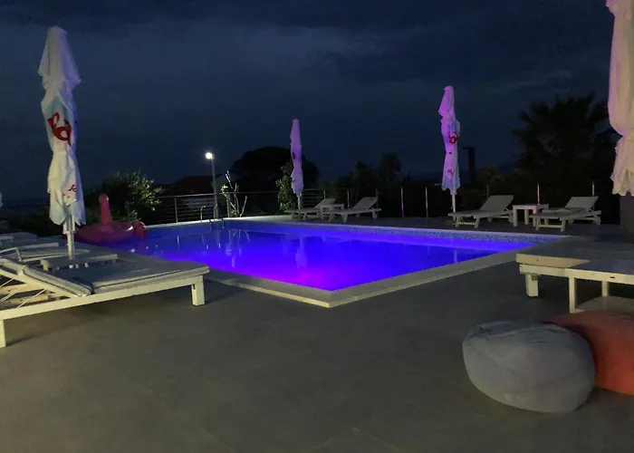 Dela Alojamento de Acomodação e Pequeno-almoço