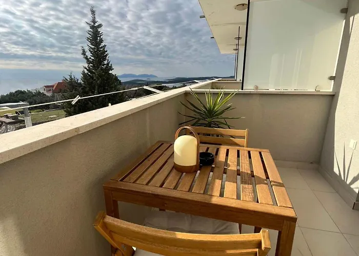 Alojamento de Acomodação e Pequeno-almoço Dela