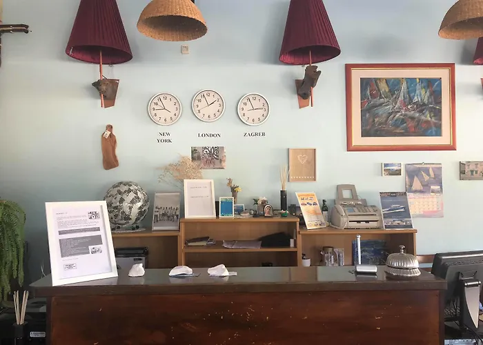 Dela Alojamento de Acomodação e Pequeno-almoço