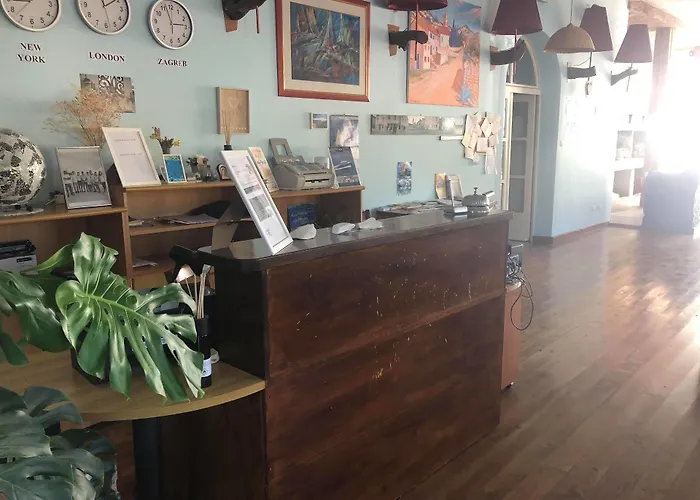 Bed & Breakfast Dela Hvar Town