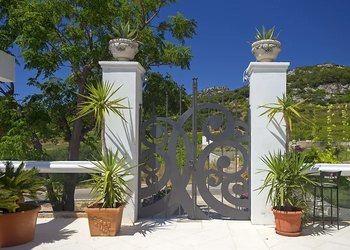 Bed & Breakfast Dela Hvar Town