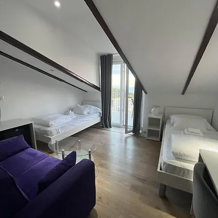 Bed & Breakfast Dela
