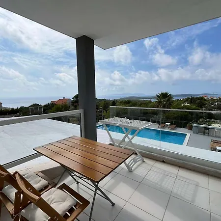 Bed & Breakfast Dela 3*