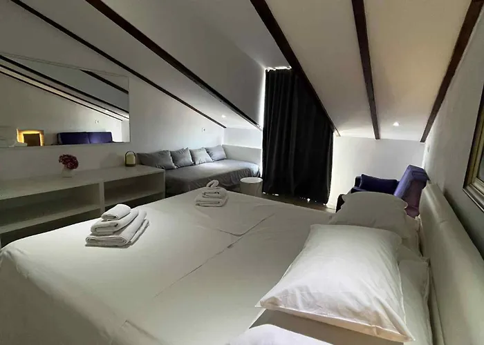 Dela Bed and Breakfast