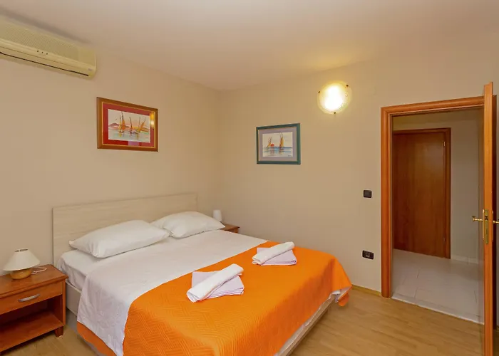 Dela Bed and Breakfast 3*